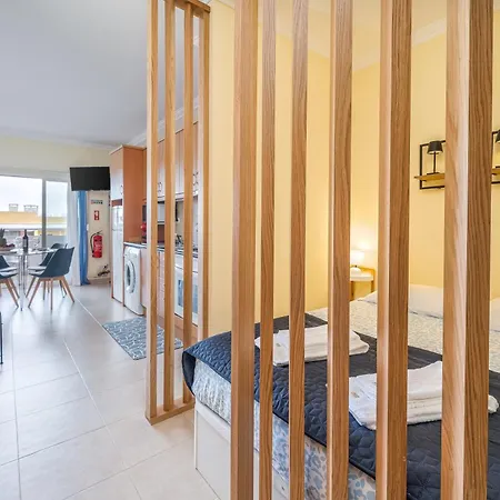 Aqua Apartman *